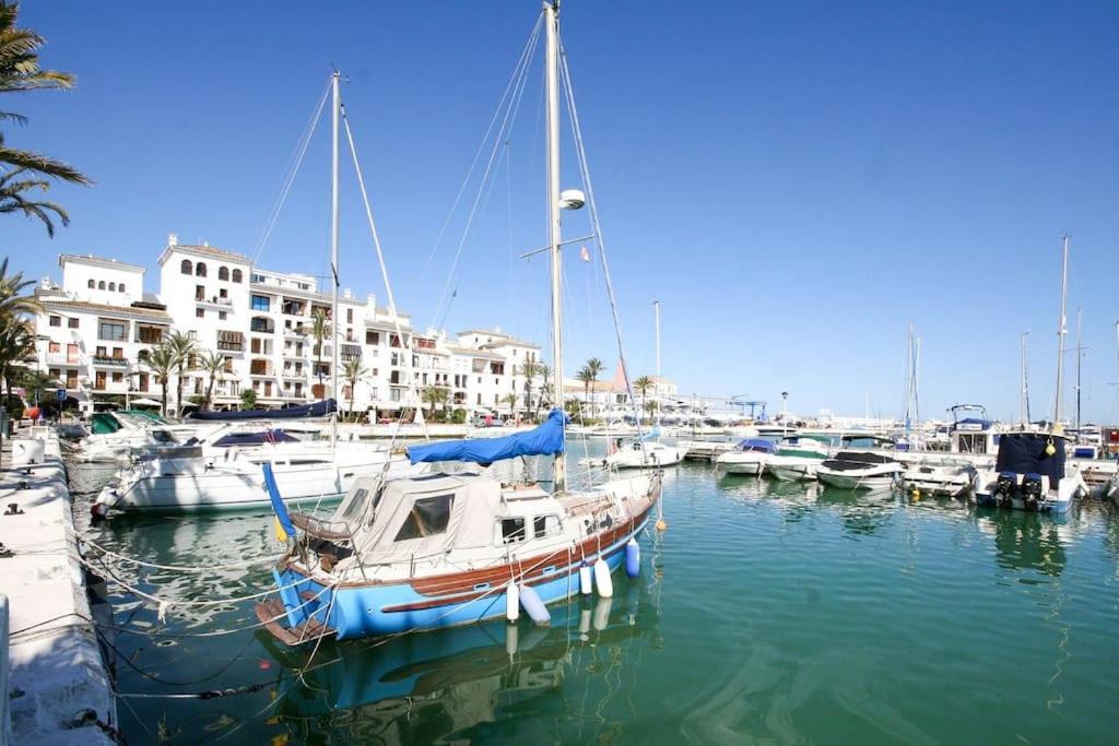 2 Bedrooms Sea And Pool View Apt In Duquesa Golf & Gardens Manilva Castillo de Sabinillas Kültér fotó